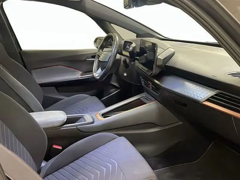 Cupra Born usata a Vicenza (6)