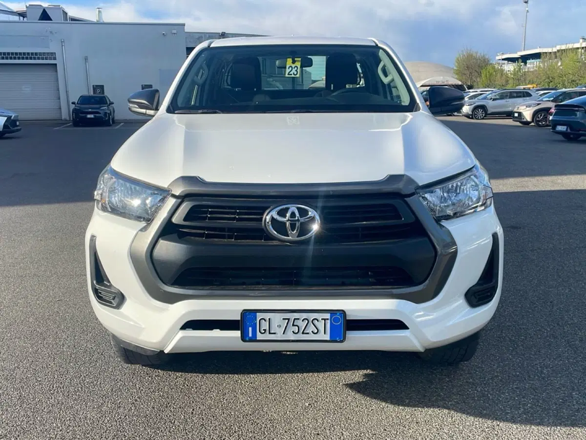 Toyota Hilux usata a Piacenza (2)