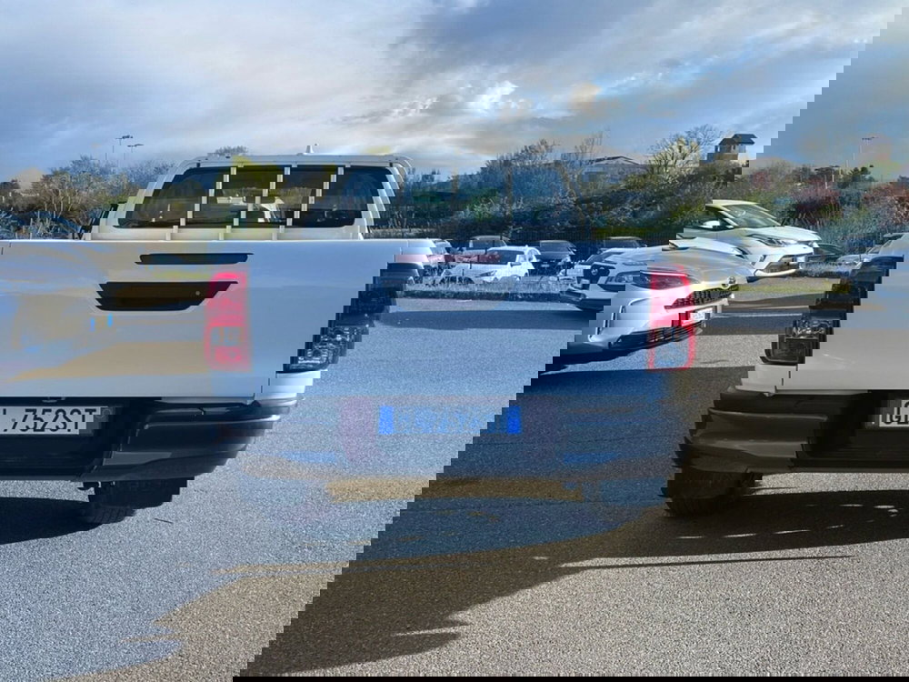 Toyota Hilux usata a Piacenza (4)