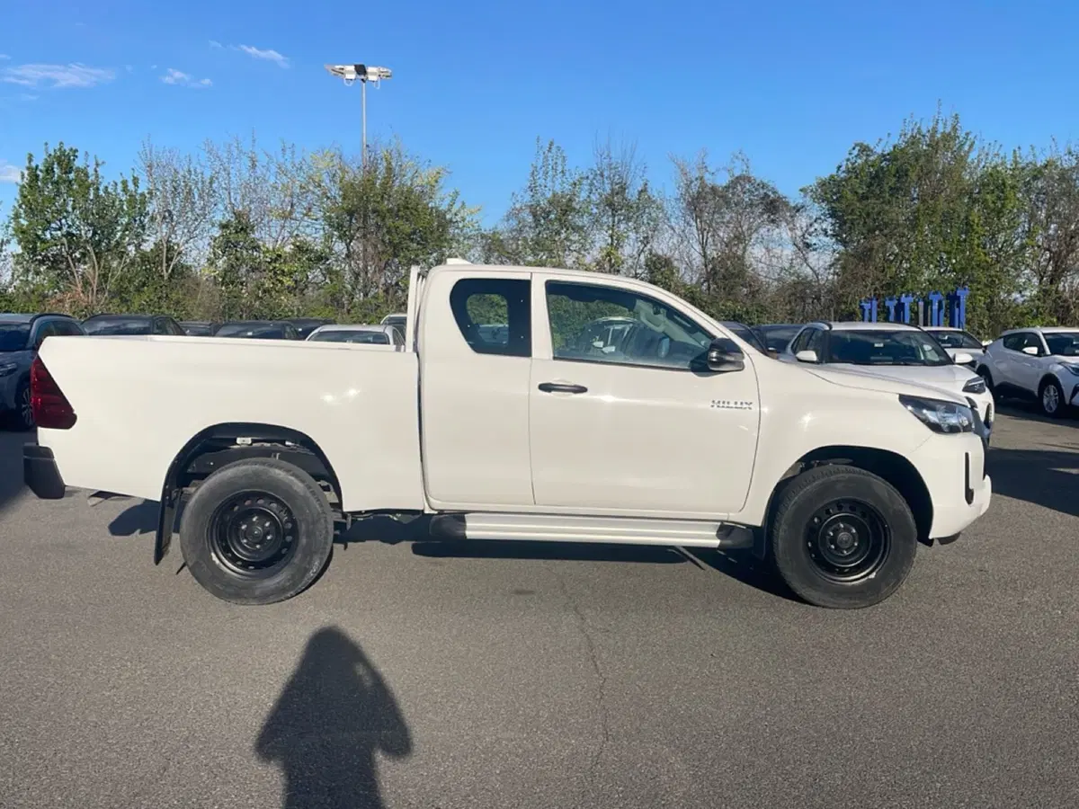 Toyota Hilux usata a Piacenza (6)