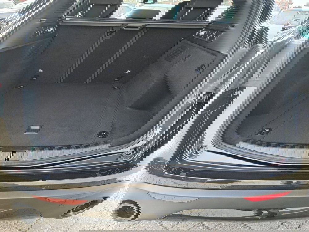 Alfa Romeo Stelvio usata a Alessandria (6)