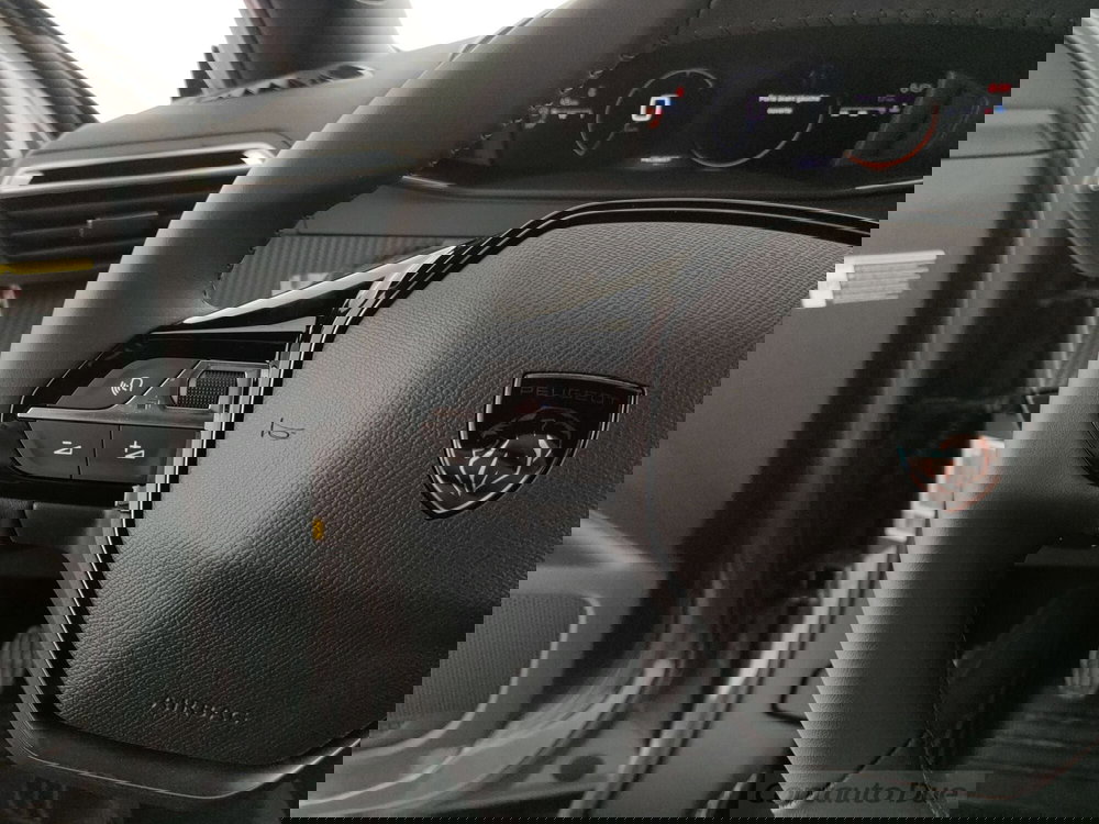 Peugeot 2008 nuova a Caserta (20)