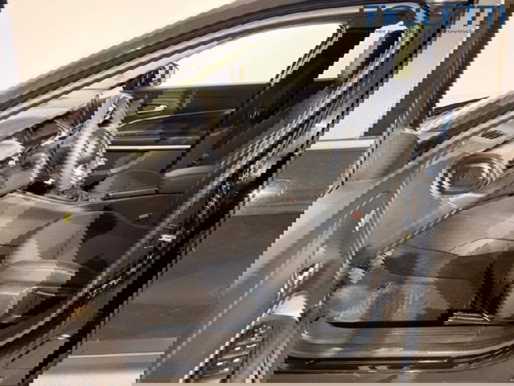 Jeep Avenger usata a Brescia (11)