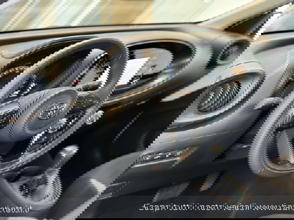 Toyota Aygo X usata a Brescia (8)