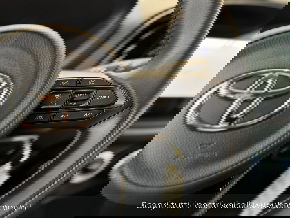 Toyota Aygo X usata a Brescia (9)