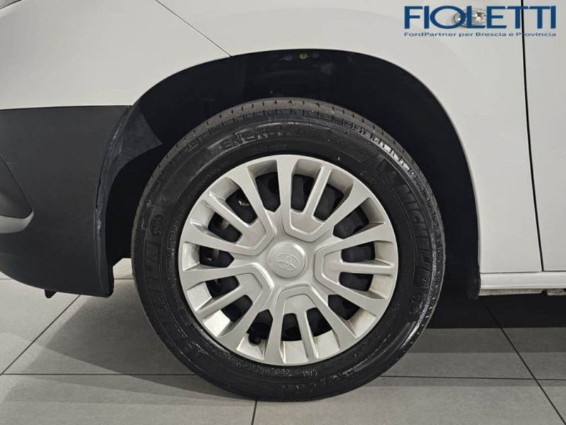 Toyota Proace City usata a Brescia (13)