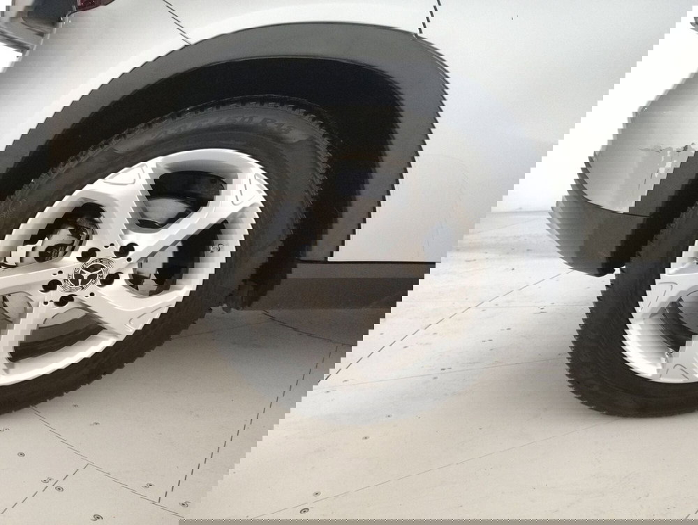 Mercedes-Benz GLA SUV usata a Alessandria (14)