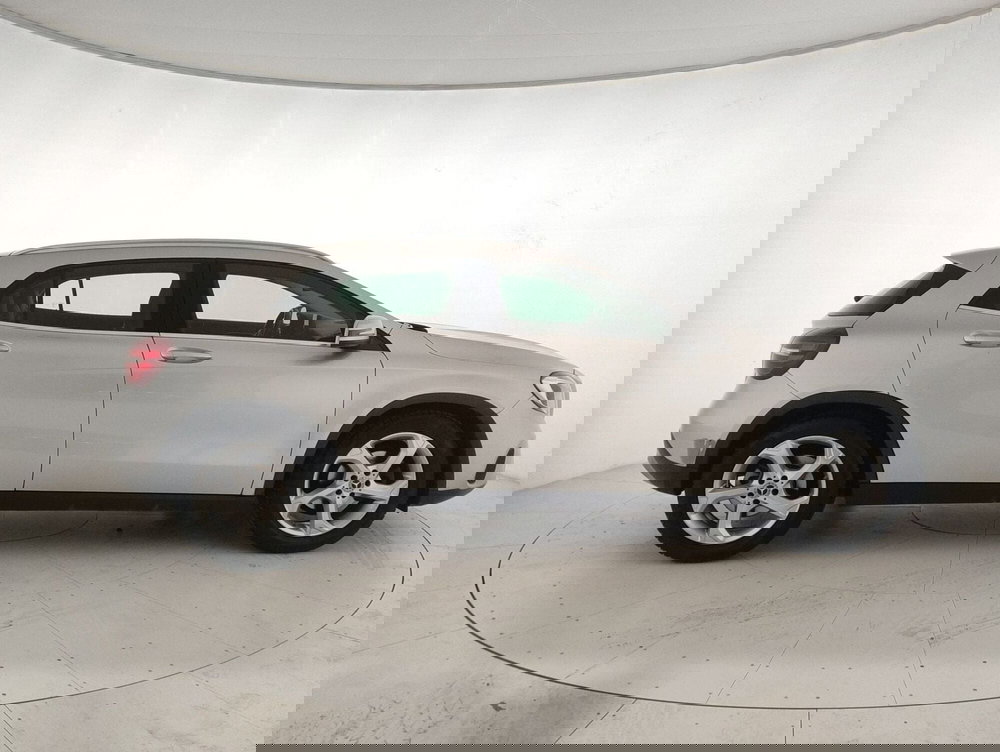 Mercedes-Benz GLA SUV usata a Alessandria (5)