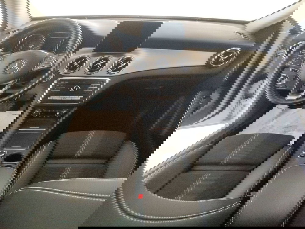 Mercedes-Benz GLA SUV usata a Alessandria (8)