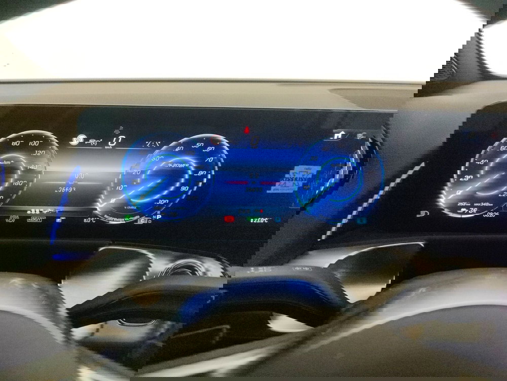 Mercedes-Benz EQB usata a Alessandria (15)