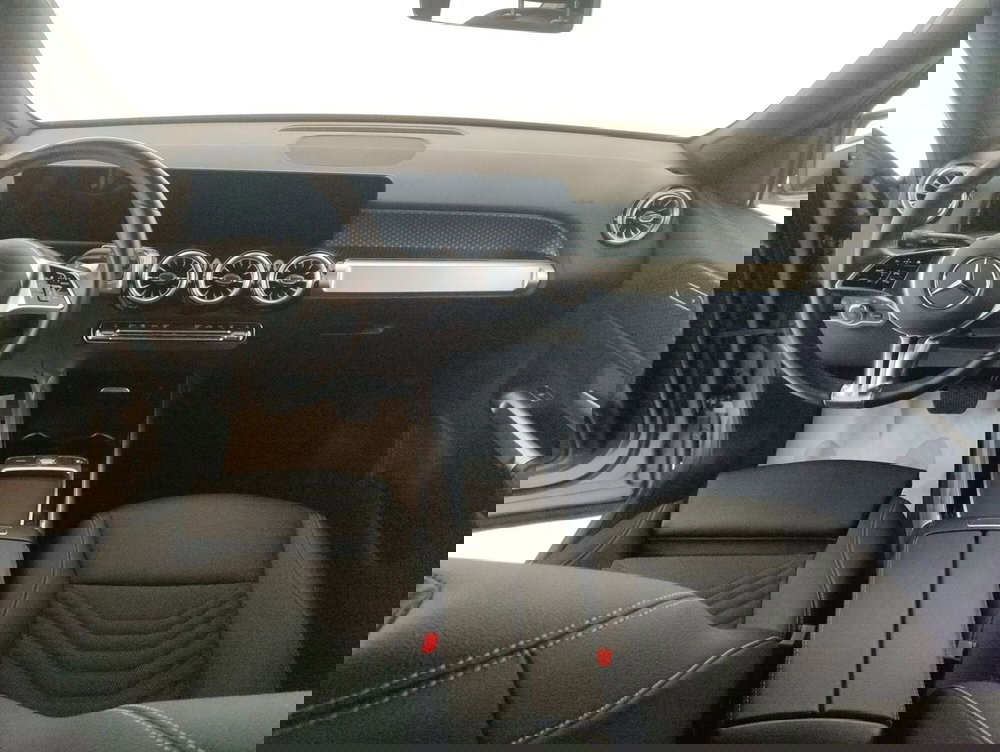 Mercedes-Benz EQB usata a Alessandria (8)