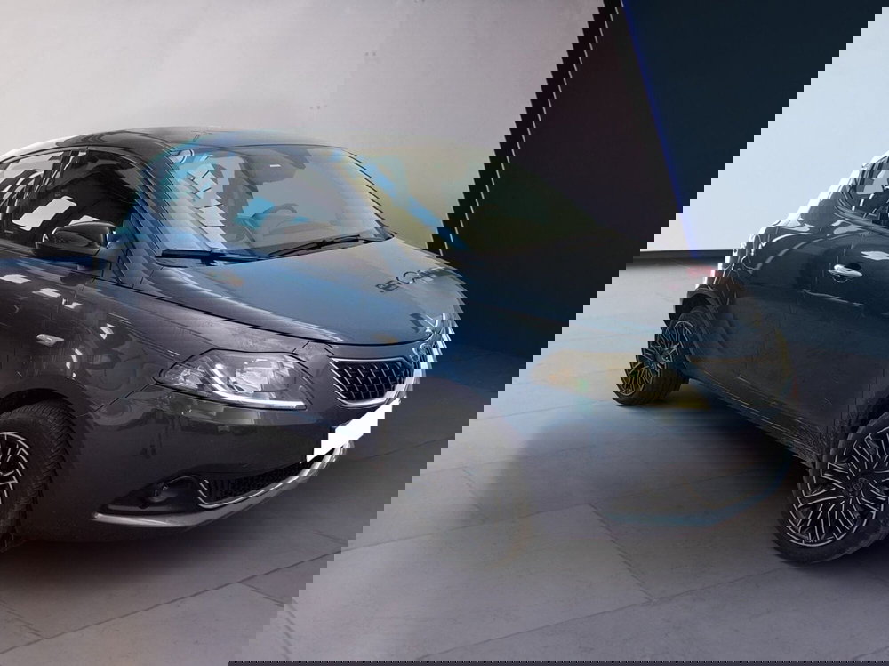 Lancia Ypsilon usata a Torino (2)