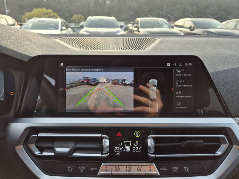 BMW Serie 3 Touring usata  (15)