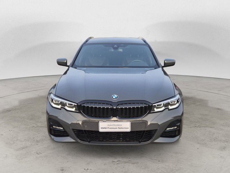 BMW Serie 3 Touring usata  (2)