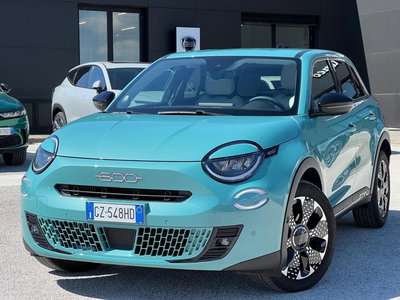Fiat 600 1.2 hybrid La Prima 110cv auto del 2025 usata a Matera