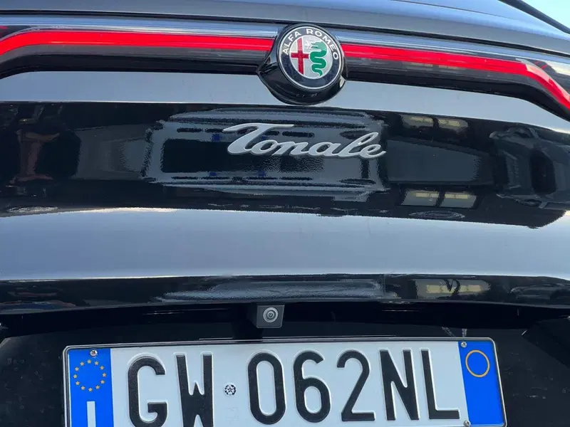 Alfa Romeo Tonale usata a Matera (12)