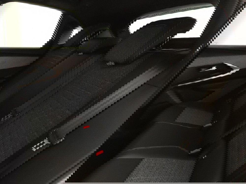 Peugeot 3008 nuova a Caserta (19)