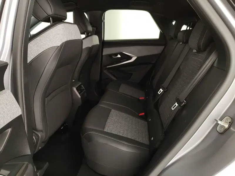 Peugeot 3008 nuova a Caserta (20)
