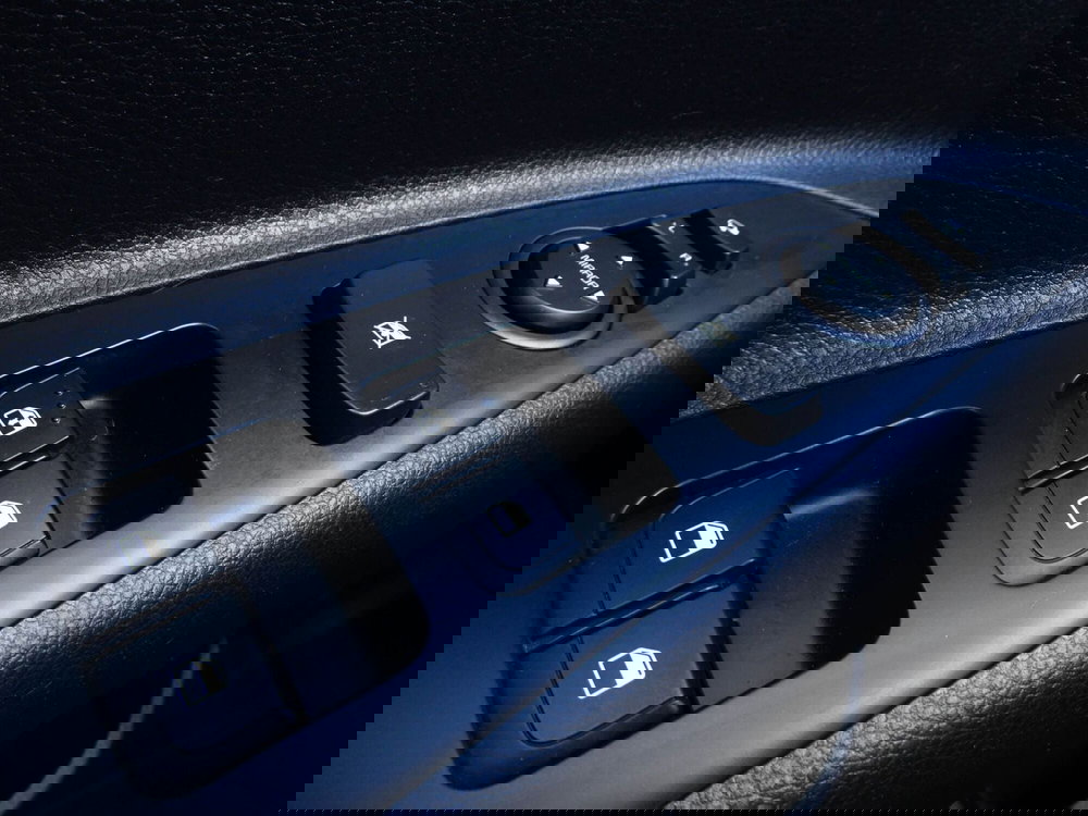 Kia Stonic usata a Padova (15)