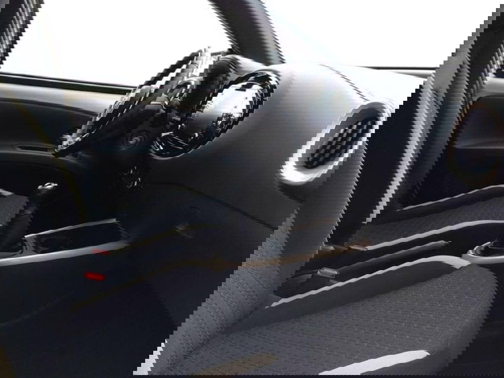 Toyota Aygo X usata a Cagliari (12)