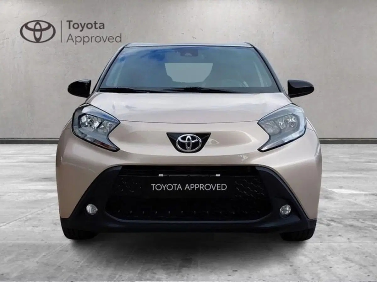 Toyota Aygo X usata a Cagliari (7)