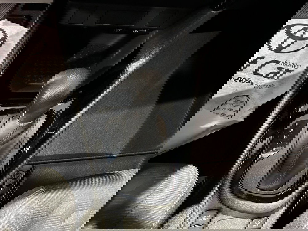 Toyota Yaris usata a Milano (16)