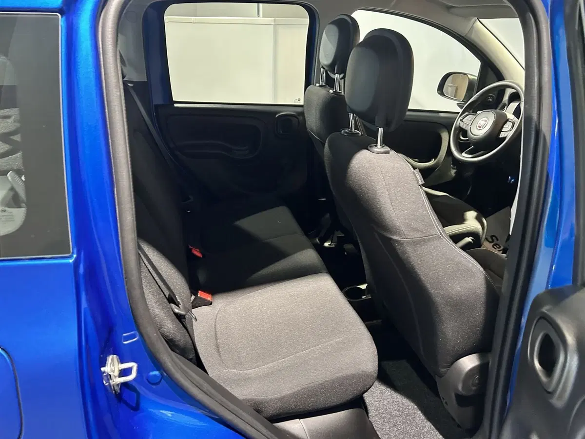 Fiat Panda Cross usata a Milano (15)