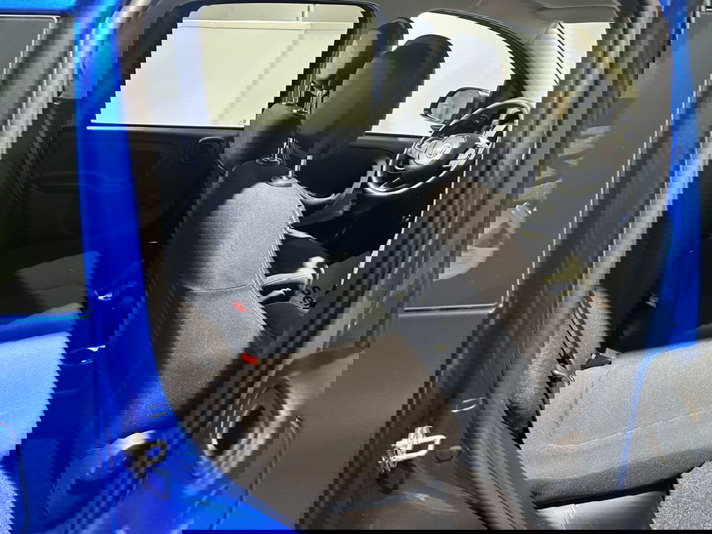 Fiat Panda Cross usata a Milano (15)