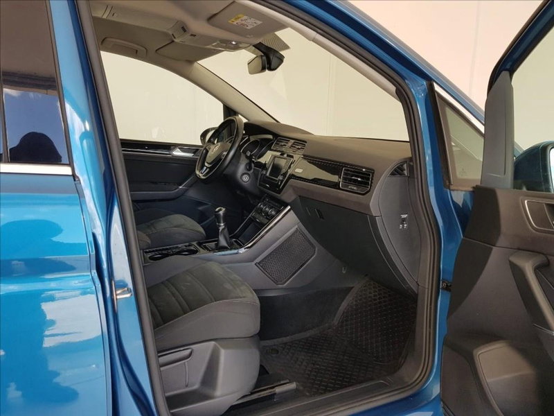 Volkswagen Touran usata a Lucca (10)