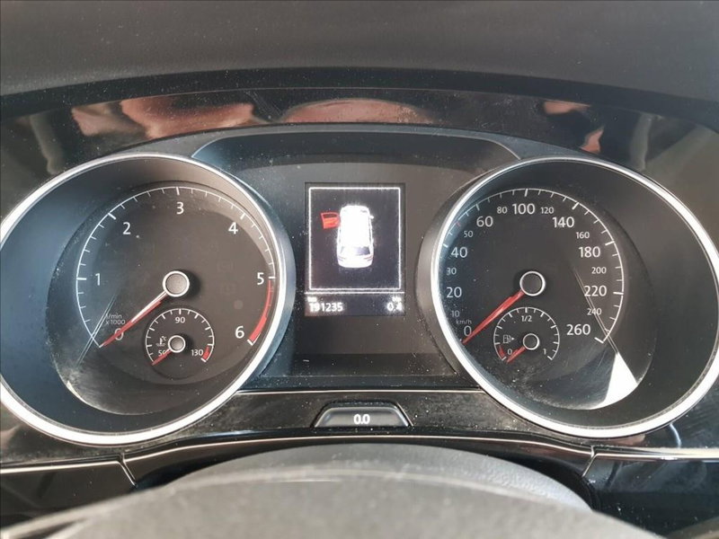 Volkswagen Touran usata a Lucca (16)