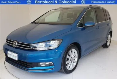 Volkswagen Touran 2.0 TDI 150 CV SCR Highline BlueMotion Technology del 2016 usata a Massarosa