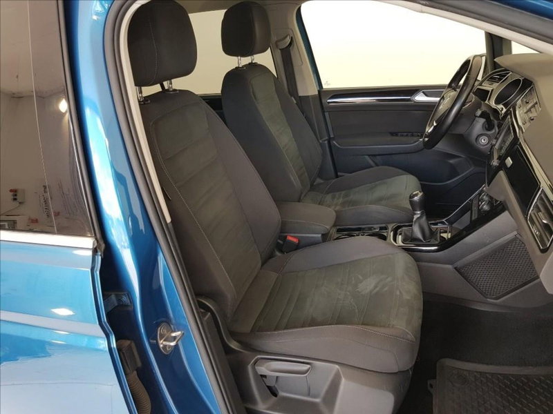 Volkswagen Touran usata a Lucca (11)