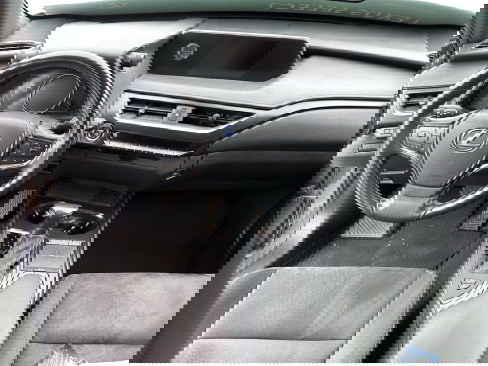 Lexus UX usata a Bologna (9)