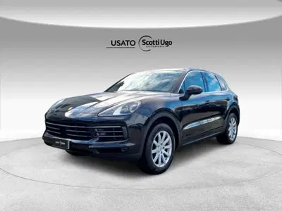 Porsche Cayenne 3.0 V6 del 2019 usata a Cascina