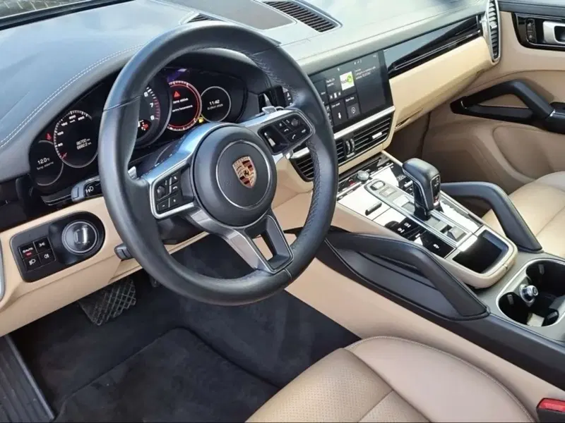 Porsche Cayenne usata a Pisa (13)