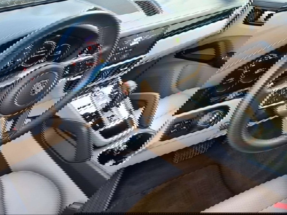 Porsche Cayenne usata a Pisa (13)