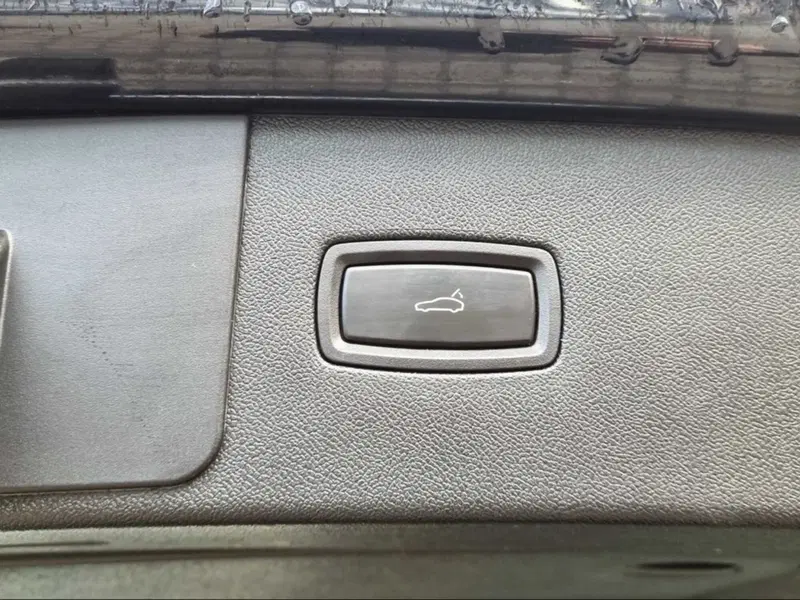 Porsche Cayenne usata a Pisa (15)