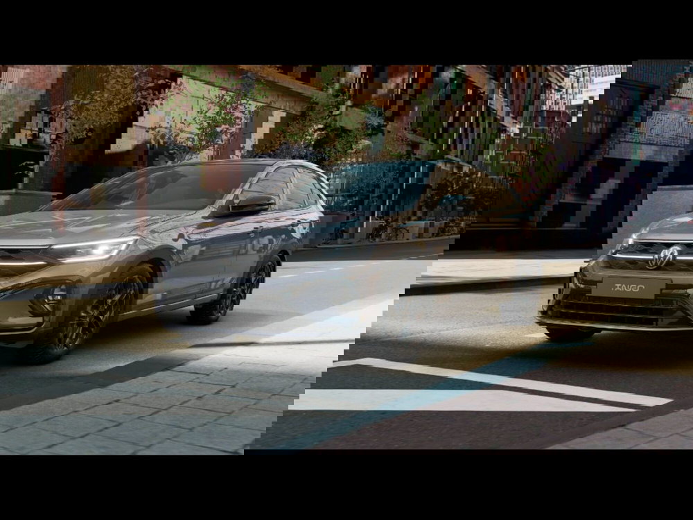 Volkswagen Taigo nuova a Livorno