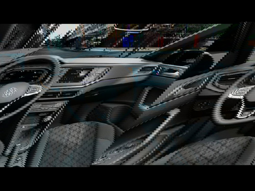 Volkswagen Taigo nuova a Livorno (6)