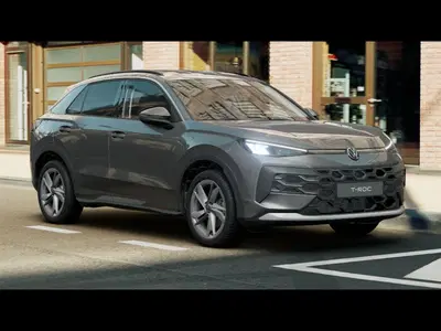 Volkswagen T-Roc 1.5 etsi Life 115cv dsg nuova a Cecina