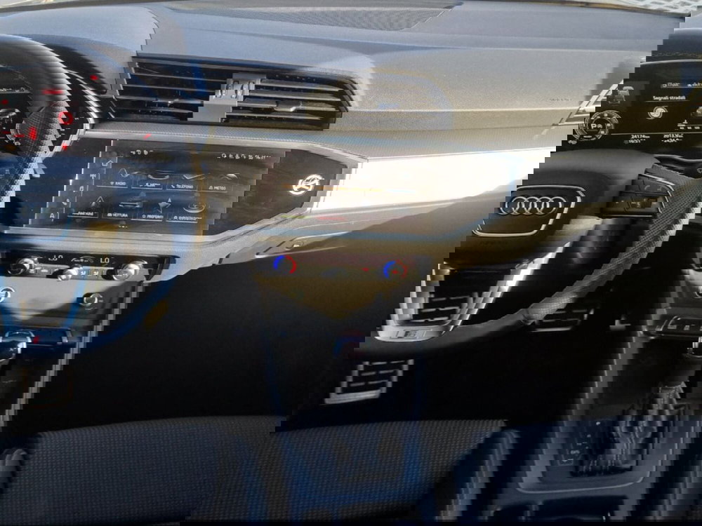 Audi Q3 Sportback usata a Firenze (9)