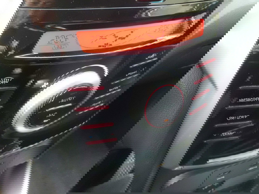 Ssangyong Tivoli usata a Pordenone (12)