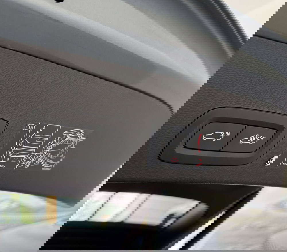 Volvo XC40 usata a Parma (14)