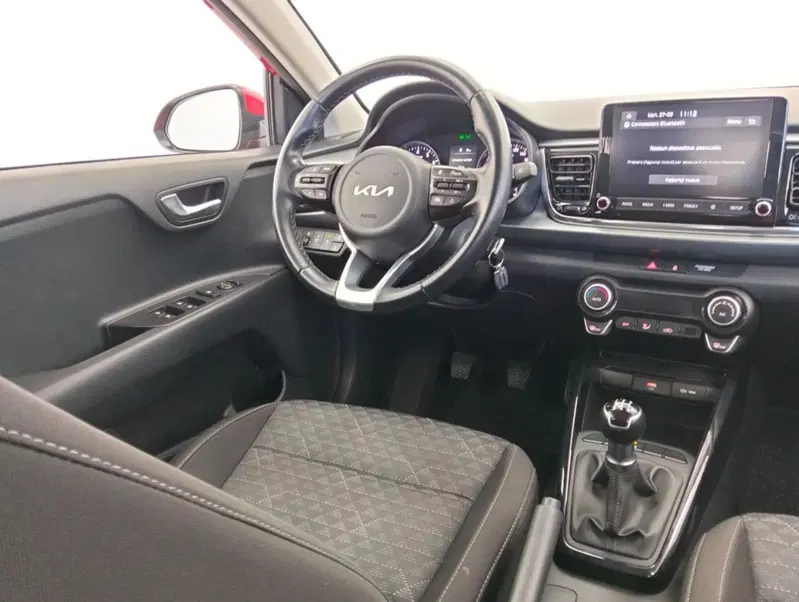 Kia Rio usata a Como (10)