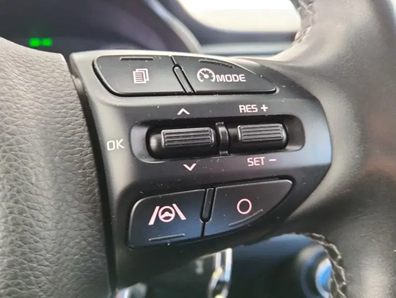 Kia Rio usata a Como (11)