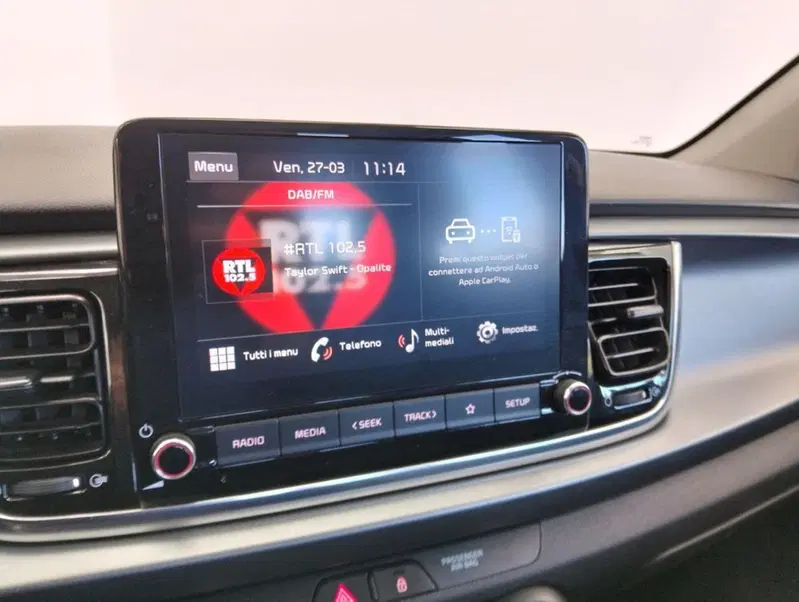 Kia Rio usata a Como (13)