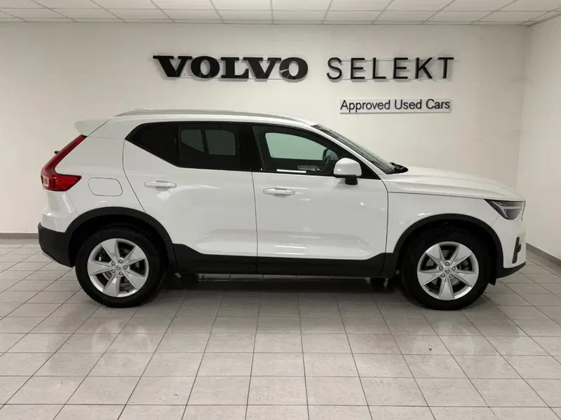 Volvo XC40 usata a Como (9)