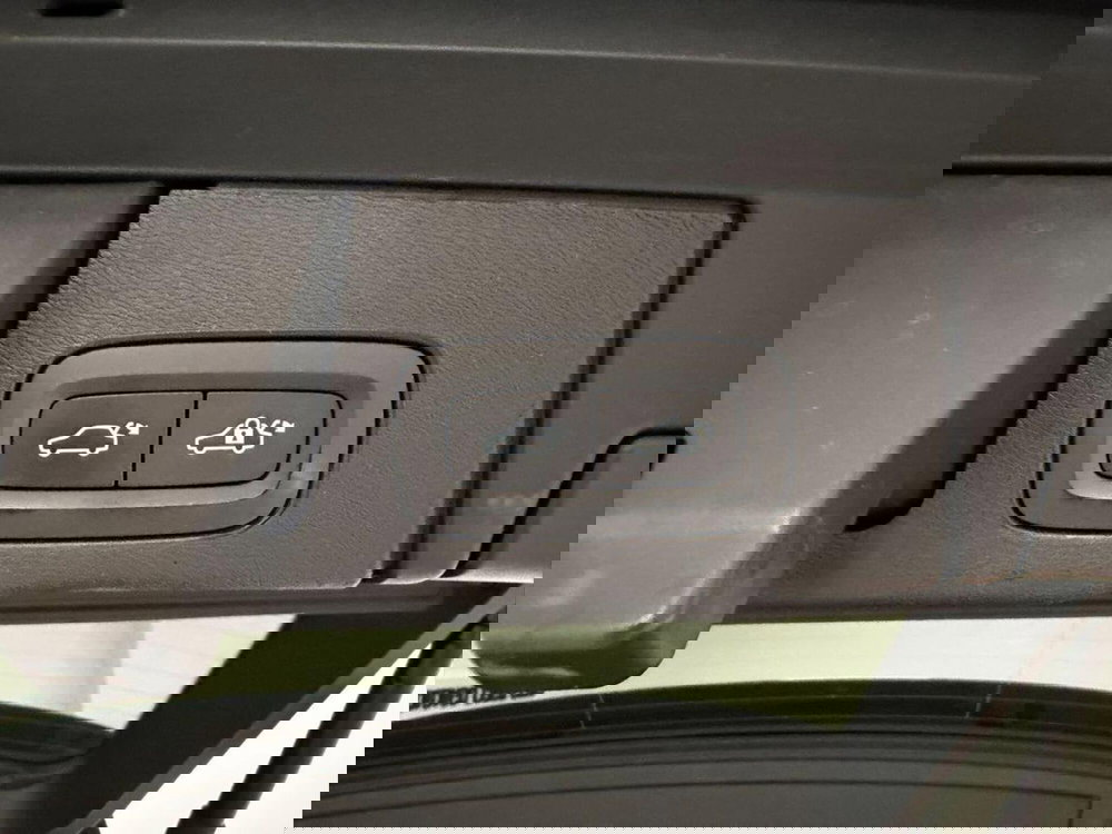 Volvo XC60 usata a Como (13)