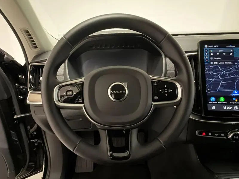 Volvo XC90 usata a Como (12)