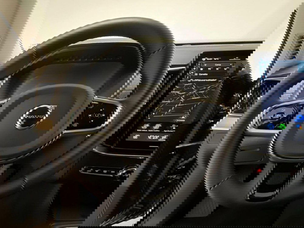 Volvo XC90 usata a Como (12)